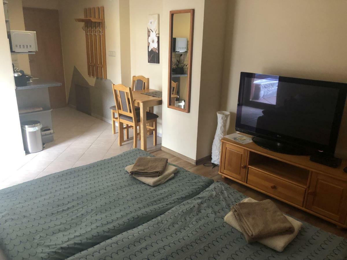 Apartmany Crystal Jasna Pavčina Lehota Exterior foto